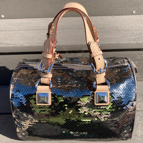 MICHAEL Michael Kors Silver Sequins and Calf Leather Medium Grayson Boston Bag - Picture 3 of 16